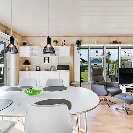 In Quiet Surroundings Near The * Hejls